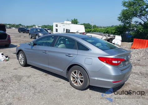 2015 Hyundai Sonata Se из США, поврежденный, VIN 5NPE24AF7FH040534